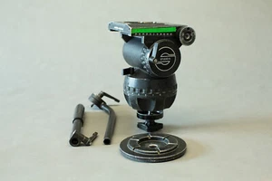 Sachtler Studio 7+7 Fluid Head Mitchell Flat Base 150mm - Picture 1 of 5