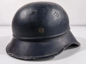 Stahlhelm Luftschutz, ungereinigtes Stück, der Kinnriemen und das Innenfutter au - Picture 1 of 12