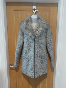 Cappotto lana grigio chiaro M&S collezione con colletto in pelliccia sintetica taglia 10  - Foto 1 di 8