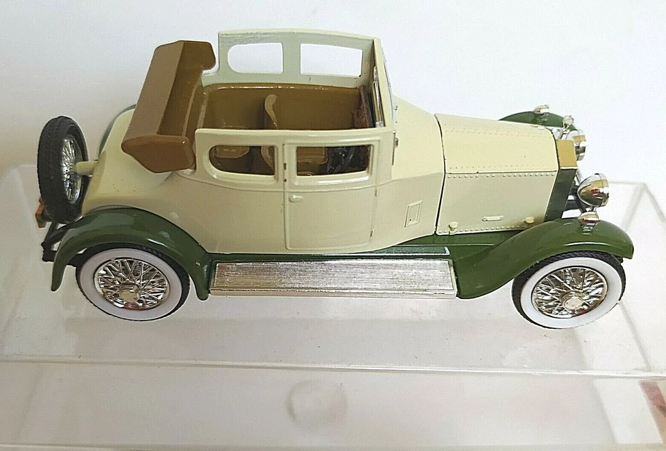 RIO USATO 1:43 AUTO DIE CAST ROLLS ROYCE 1923 BEIGE E VERDE  ART 73 - Immagine 1 di 1