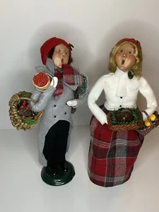 Byers’ Choice The Carolers Christmas 2 Traditional Shoppers 1998 Limited Ed - Picture 1 of 21