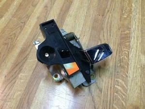 INTERIOR DOOR HANDLE Driver's Side LH Jeep Grand Cherokee 93 94 95 96 97 98 - Foto 1 di 2