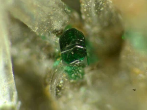 CLINOATACAMIT & GASPÉITE aus Kambalda, Australien *SELTENE MINERALIEN * 3,0 cm - Bild 1 von 5