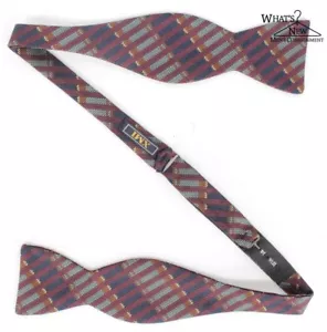 Corbata de arco de seda XMI multicolor ajustable de 2 3/8" de ancho - Imagen 1 de 2