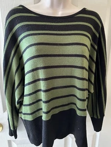 A Knitch Above Women's Size Large Green Black Sweater Bat Wing Stripe 3/4 Sleeve - Picture 1 of 9