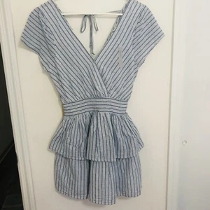 American Eagle blau weiß gestreift A Linie Minikleid Rüschen gefüttert Gr. XS NEU - Bild 1 von 12