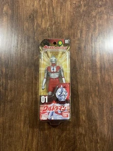 *Autographed* Bandai Ultra Hero Series 01 Ultraman NEW Package PVC Figure Import - Picture 1 of 8