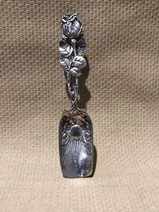 Vintage 830 Silver Sugar Spoon / Shovel- Floral / Flower design 9 Grams  - Picture 1 of 7