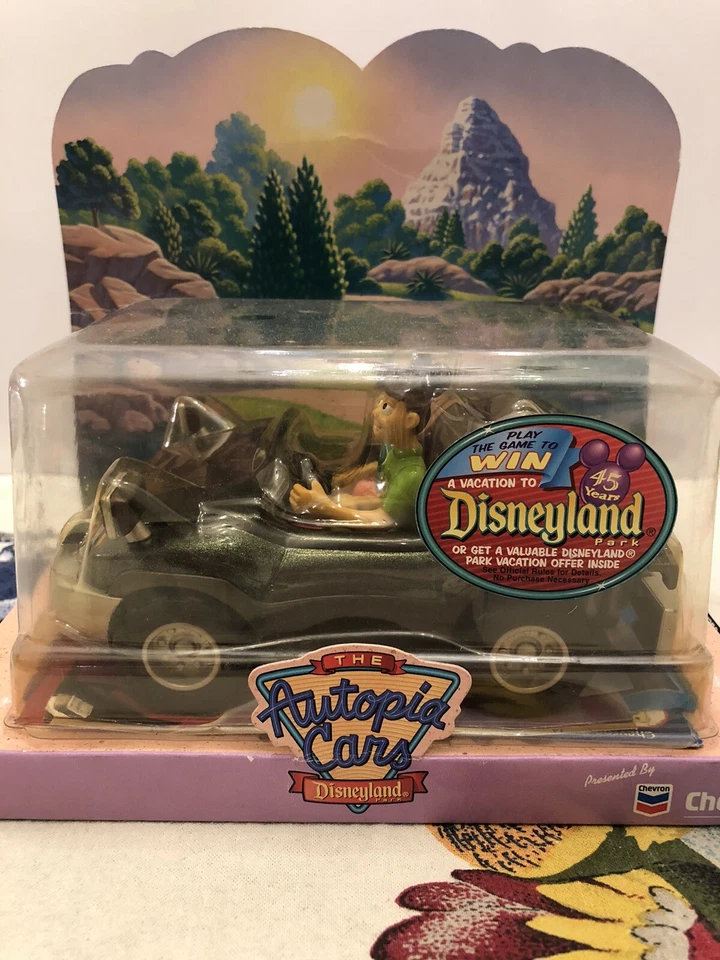 2000 Chevron Cars Classic Disneyland Autopia Green Automobile 715099301029