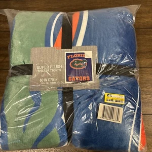Coperta da lancio sherpa University of Florida Gators super peluche 60 in x 70 in nuova - Foto 1 di 2