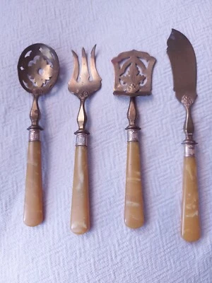 SERVICE A DESSERT , A MIGNARDISE EN VERMEIL , POINCON SALAMANDRE ( ES ) - Photo 1/4