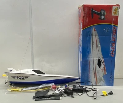 Lancha rápida NQD High Wind 757 RC escala 1:16 motor doble SIN CONTROL REMOTO Foto 1 de 4