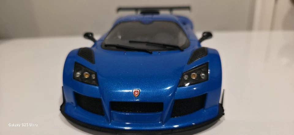 *RARO* AUTOART 1/18 GUMPERT APOLLO S LARANJA METÁLICO - Imagem 1 de 4