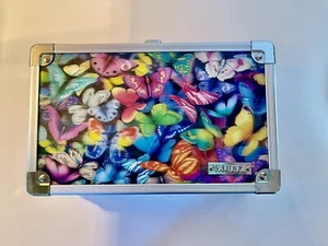 Vaultz small lock box school pencil holder 3D butterfy cover so pretty 8x5x2 - Picture 1 of 10