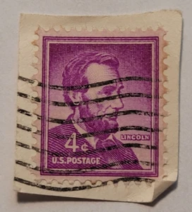 Franqueo de EE. UU. ~ Abraham Lincoln ~ Cancelado/Correo ~ Estampilla Púrpura 4¢ -c.1956 ~ S15 - Imagen 1 de 6
