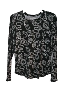 No Boundaries~Sz XL (15) Juniors Stretch Print Top~Snakes Suns Roses Black/White - Picture 1 of 1