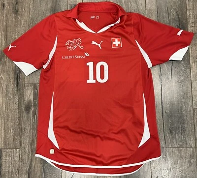 Camiseta deportiva grande de fútbol Puma Blaise Nkufo #10 de la Copa Mundial de Suiza 2010 Foto 1 de 4