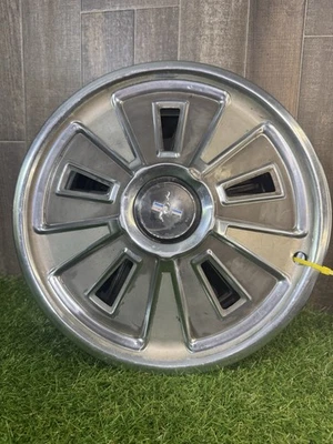 Set of 3 Vintage Ford Mustang Hubcaps 14” OEM Wheel Covers Classic Pony — 第 1/4 张图片