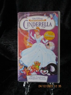 VHS - Cinderella / Disney Meisterwerk - original verpackt in Folie (OVP) - Bild 1 von 3