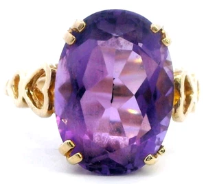 Elegant 9ct Yellow Gold Amethyst Ring - Picture 1 of 11