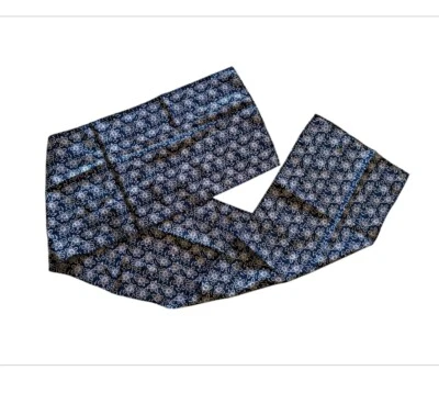 Bufanda Ombre Rosa 100% Hecha en Corea Diseño Flor Ligera, Larga 50/10 Gris Foto 1 de 4