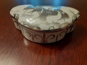 VTG./ANTIQUE SAINT GRAAL PORCELIN W/980 STERLING OVERLAY TALL SHIP TRINKET BOX - Picture 1 of 11