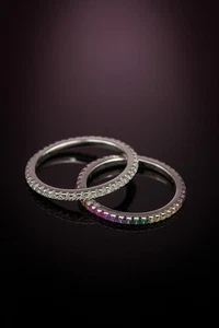 Set fascia eternità argento sterling 925 arcobaleno e zirconi bianchi impilabile misura 7 - Foto 1 di 7
