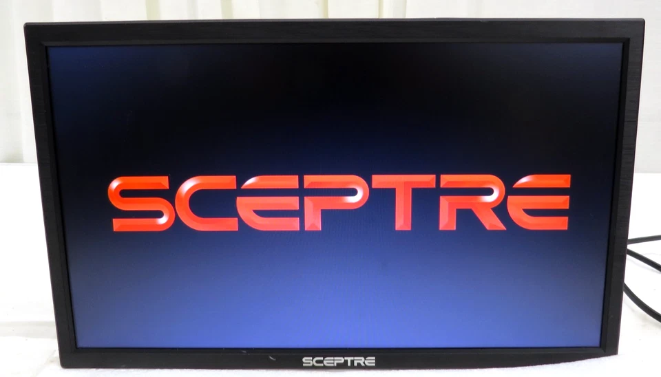 Sceptre 18.5" E19 LED HDTV 720p 60Hz Black - Image 1 of 4