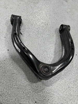 2004 - 2024 NISSAN TITAN FRONT RIGHT SUSPENSION UPPER CONTROL ARM OEM 54524ZR00B - Image 1 of 4