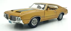 Acme 1/18 Scale Diecast A1805604 1970 Oldsmobile 442 Holiday Coupe - Gold - Picture 1 of 5