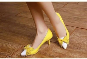 Women Kitten Heels OL Shoes Pointy Toe Wedding Shoes Carved Lovely Pumps Sz b888 - Picture 1 of 10