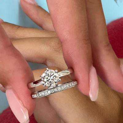 Juego de anillos de boda de diamantes de corte redondo cultivados en laboratorio IGI 1,30 quilates platino 950 talla 6 7 Foto 1 de 4