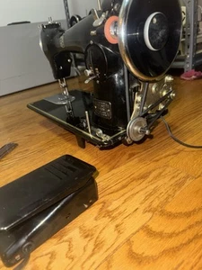 Restored Monster MW Sewing Machine. Reduction Pulley. Leather Canvas. B6 - Picture 1 of 15