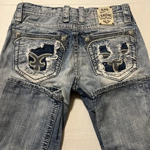 Mens Rock Revival DARNELL Boot Pockets DISTRESSED Jeans Light Wash Size 33 - Picture 1 of 13