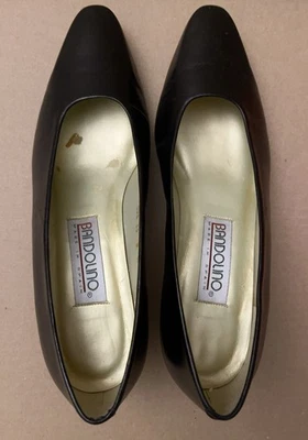 Zapatos de salón Bandolino para mujer negros Napa Kid talla 8 cuero España Foto 1 de 4