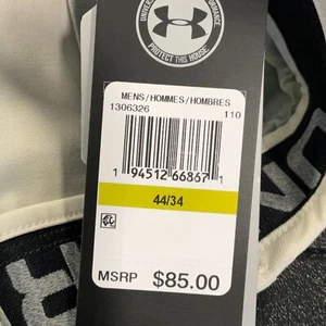 Under Armour Chino Pants Mens Size 44/34 Beige Slash Pockets Tapered Leg Zip - Picture 1 of 8