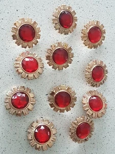 Brand New Lot of 20x Large 32mm Gold With Red Diamonte Vintage Sewing Buttons - Picture 1 of 2