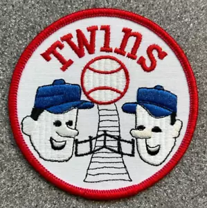 1972 MINNESOTA TWINS OFFICIAL MLB BASEBALL JERSEY PATCH LOST TREASURES NO CARD - Bild 1 von 2