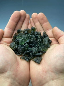 Genuine MOLDAVITE Tektite - Natural High Quality Pieces From Czech republic - Picture 1 of 8