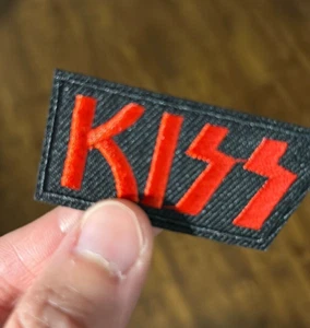 KISS Pop Rock Heavy Metal Band Logo Embroidered Iron/Sew on patch NEW Embroidery - Picture 1 of 5