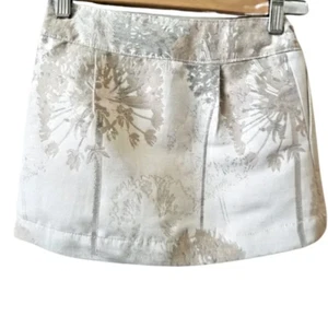 GapKids Girls' Mini Skirt Brocade White Metallic Adjustable Waist Lined Size 7 N - Picture 1 of 5