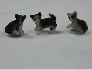 Animal miniatura Heidi Ott escala 1:12 mascota gatito gato sentado #XZ569 3 piezas - Imagen 1 de 5
