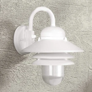 OceanSide Coastal Lighting Non-Corrosive Nautical Outdoor Wall Lantern in White - Picture 1 of 2