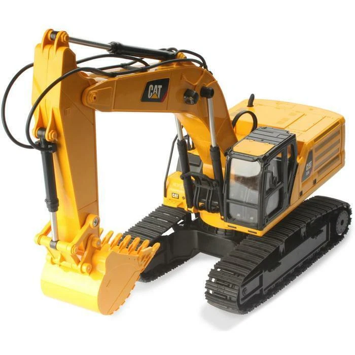 Diecast Masters DCM25001 1/24 Scale Excavator