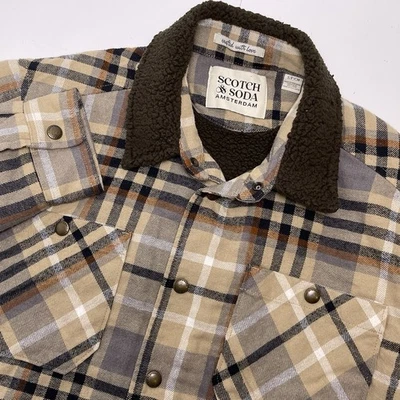 Chaqueta de franela a cuadros forrada de moca marrón tostado pequeña Scotch & Soda para hombre Foto 1 de 4