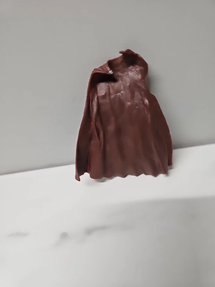 Molded Plastic Action Figure Cape Fits 3.75" Figure Star Wars - image 1 of 4