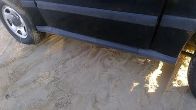 Juego de molduras basculante inferior izquierdo Geo Tracker Driver 1996 OEM Lh Foto 1 de 4