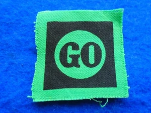 1 X BRITISH 8TH ARMOURED DIVISION, GO, FORMATION DIVISIONAL FLASH, REPRO - Picture 1 of 2