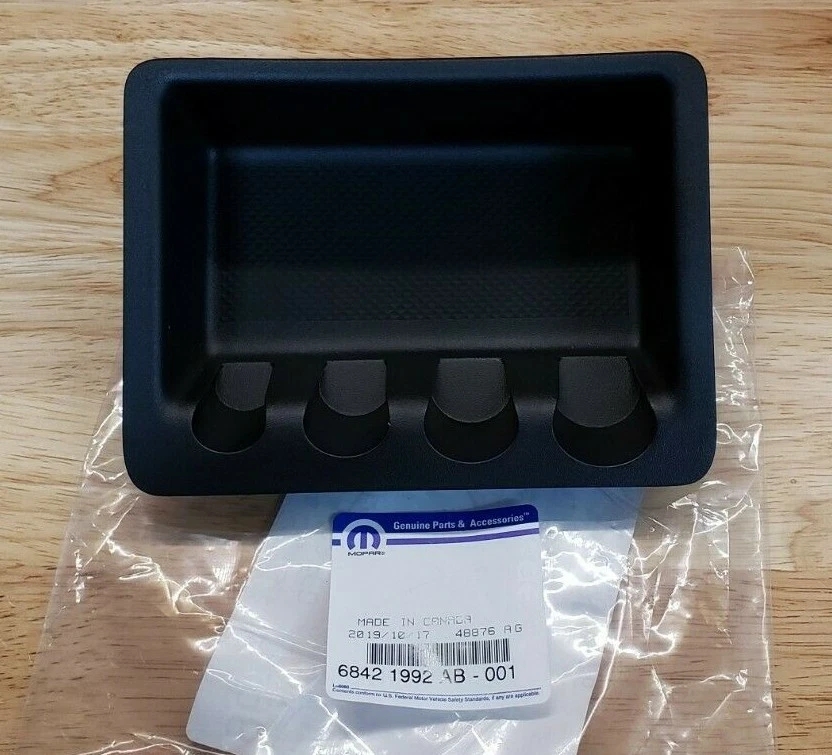 NEW 2011-2023 Dodge Charger, Chrysler 300 Center Console Tray / Bin, OEM - Изображение 1 из 4