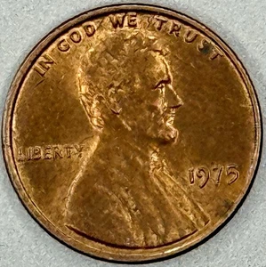 1975 No Mint Mark Circulated Red Lincoln Penny - Picture 1 of 4